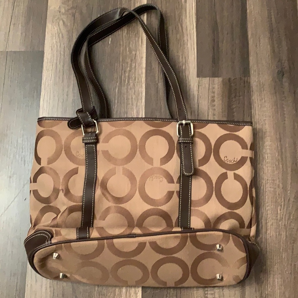 Large, brown/tan shoulder bag